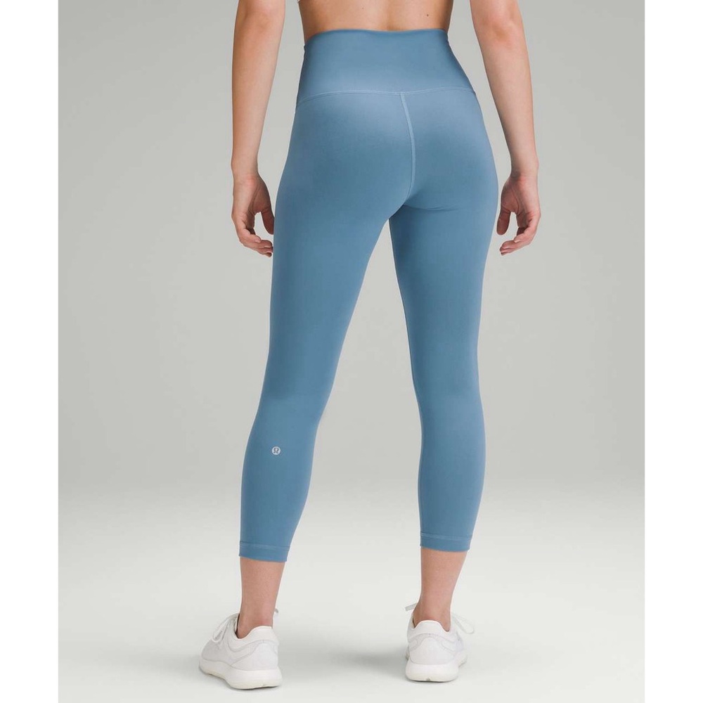 Lululemon Wunder Train High Rise Crop leggings